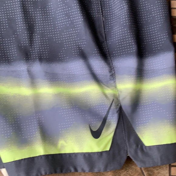 NIKE REPEL SWIMMING SHORTS MENS - Picture 4 of 12